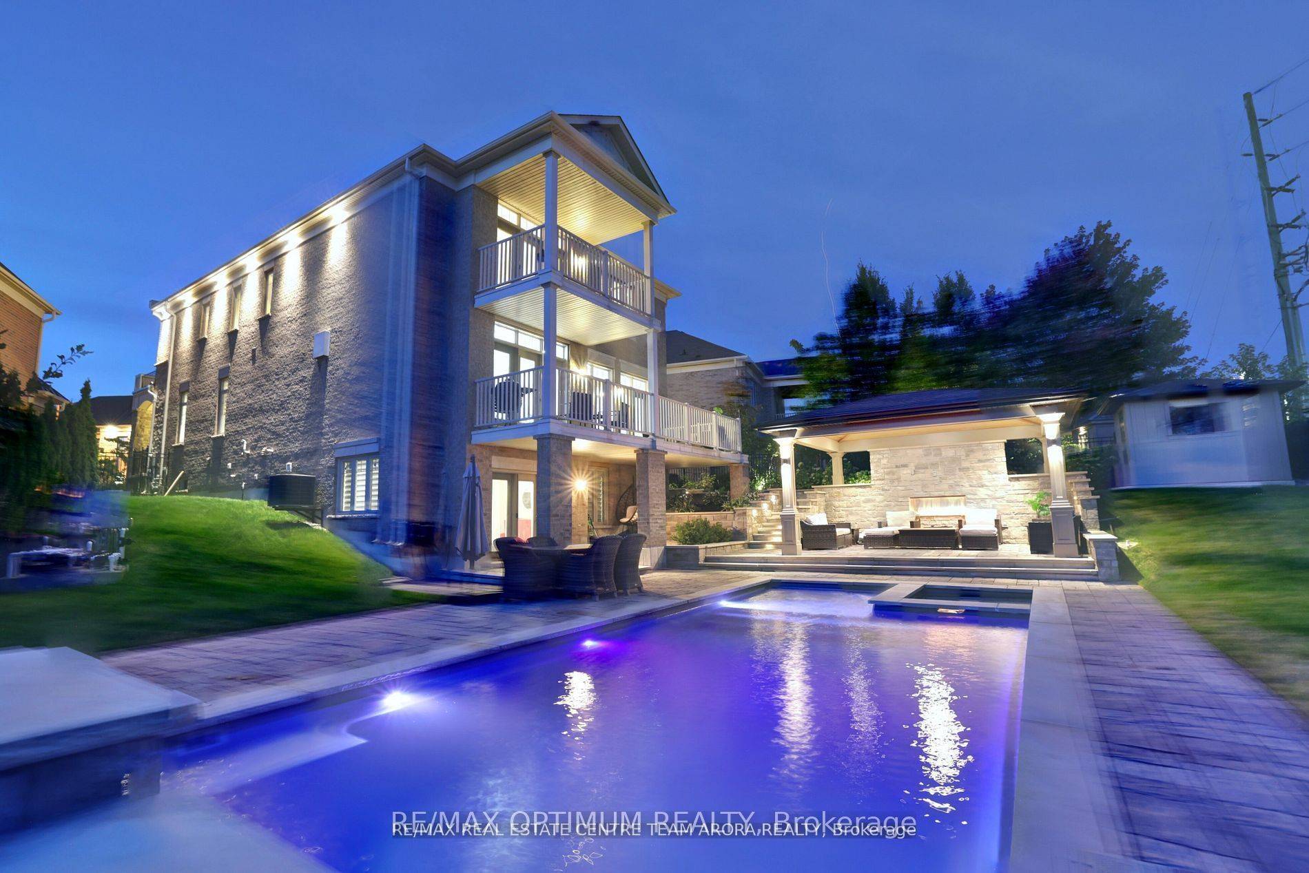 Brampton, ON L6Y 0S2,150 Coastline DR