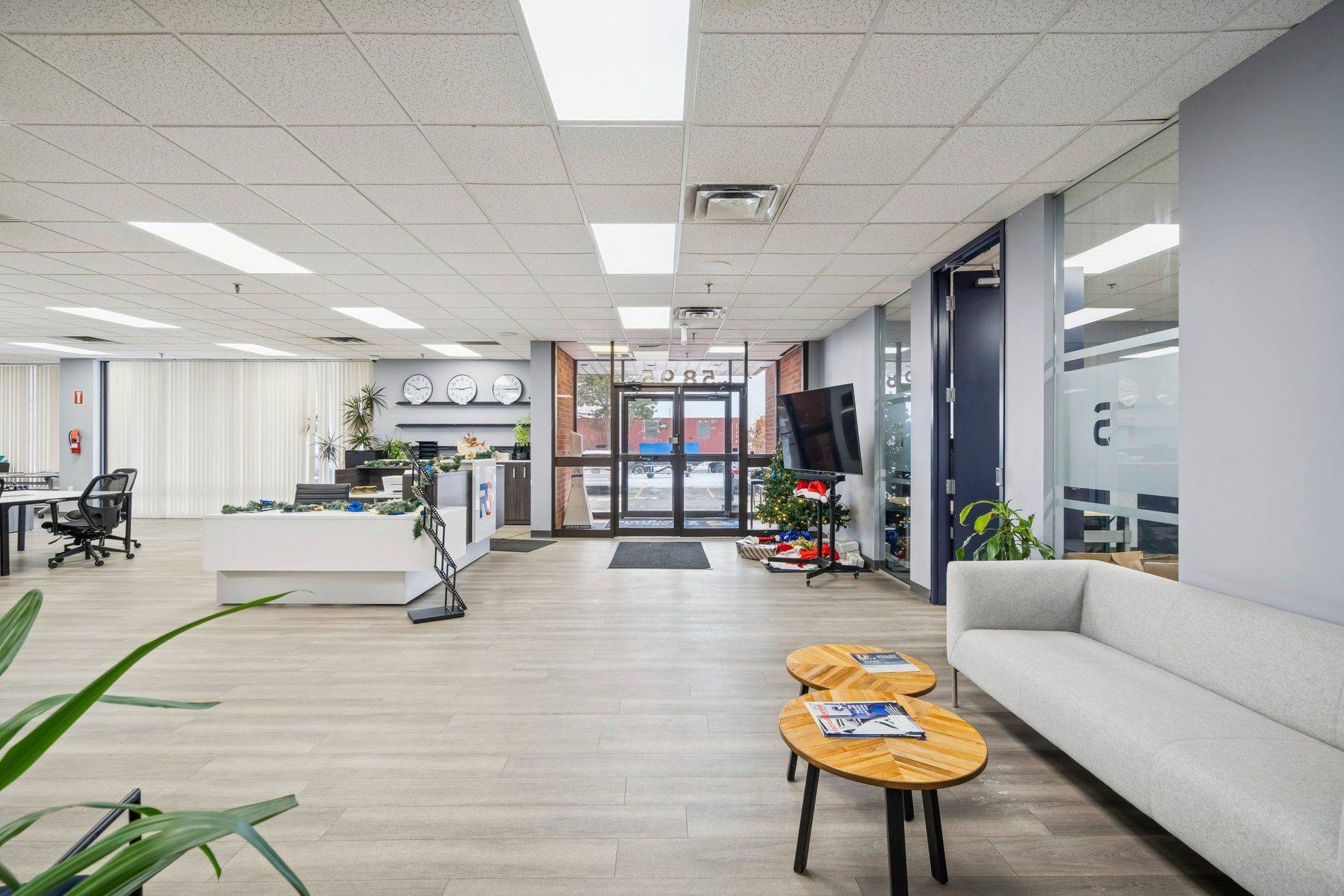 Mississauga, ON L4Z 2H4,5895 Whittle RD