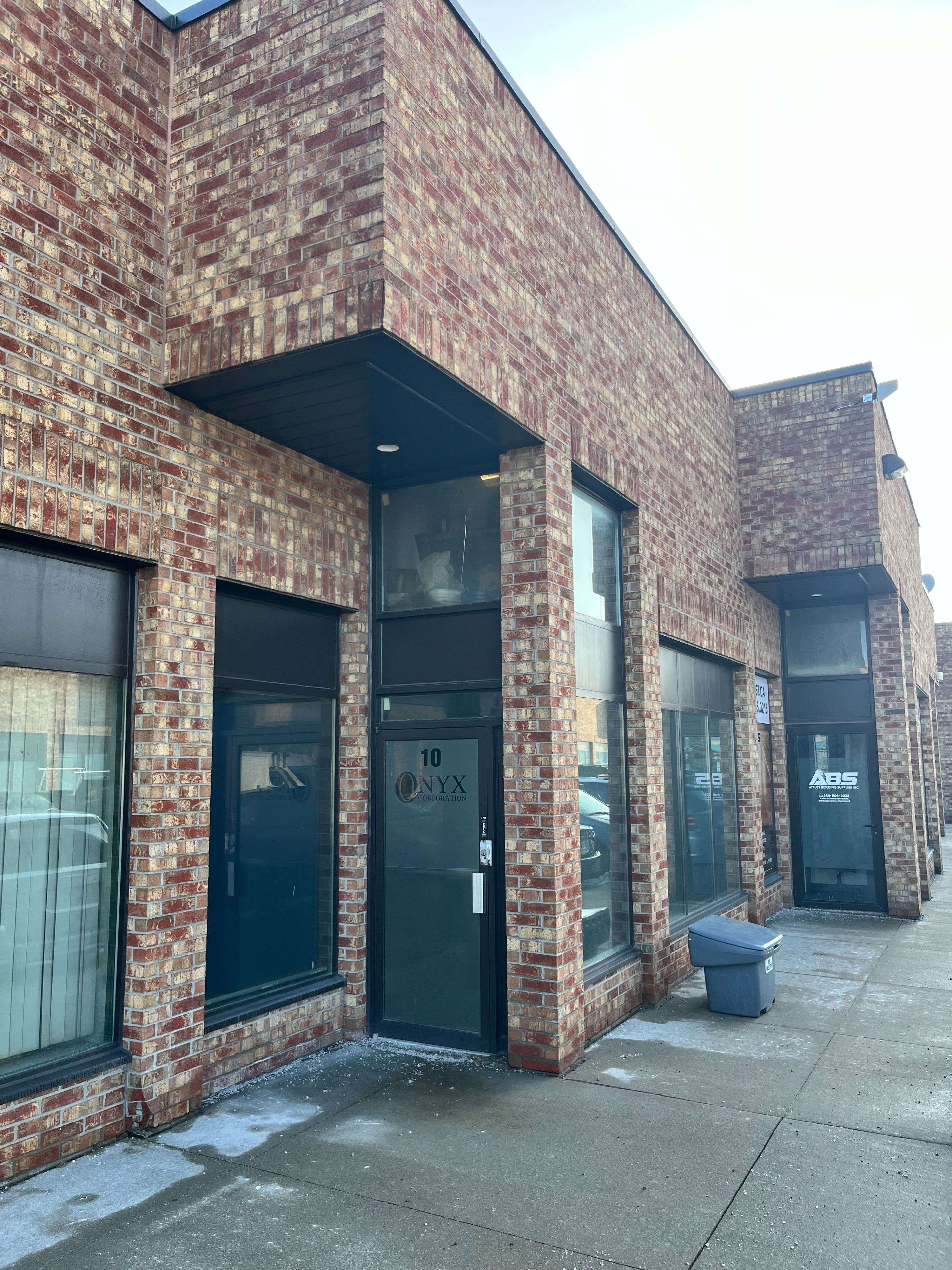 Mississauga, ON L5T 2K7,6720 Davand DR #10