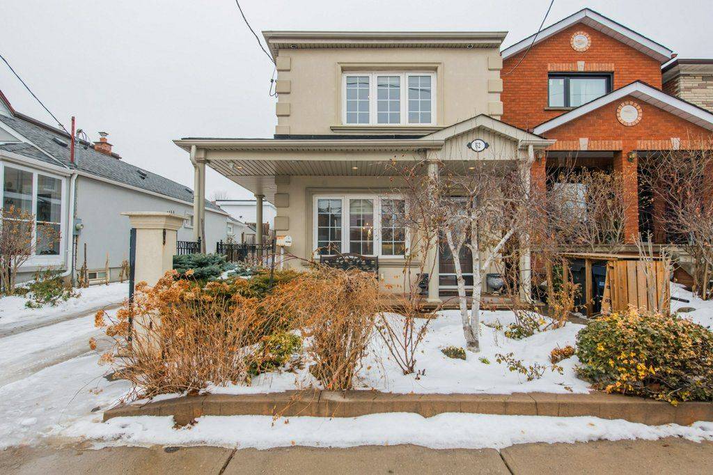 Toronto W03, ON M6E 1S9,62 Teignmouth AVE