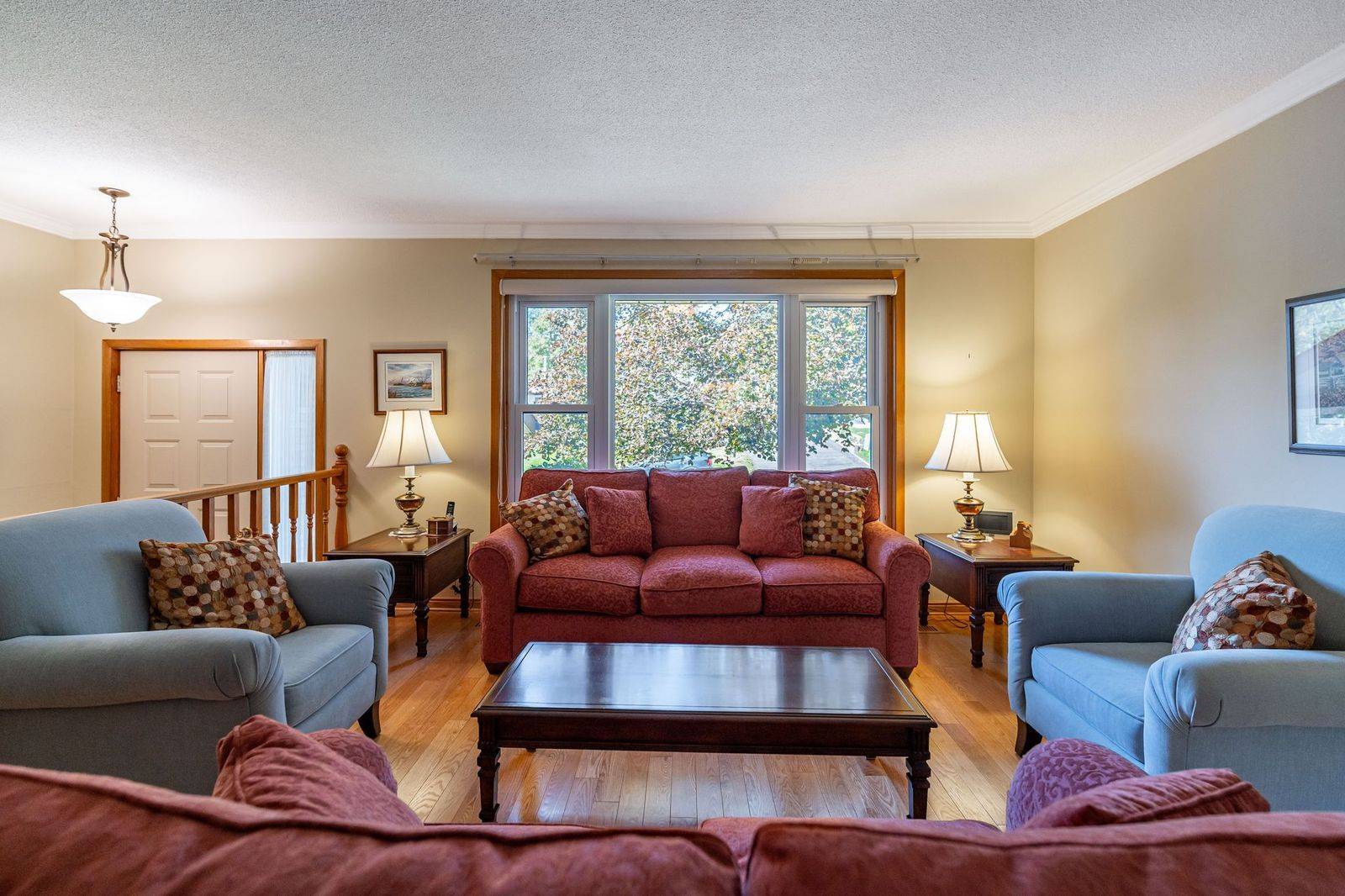 Peterborough, ON K9J 7W4,962 Golfview RD