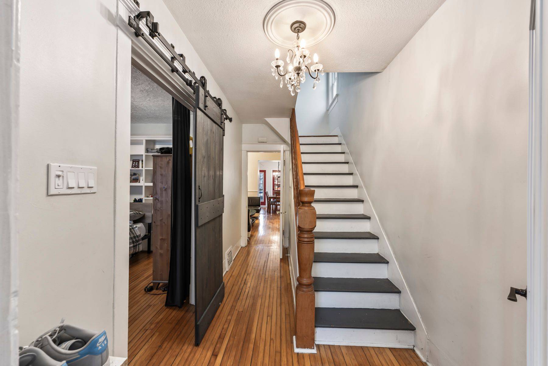 Kingston, ON K7L 3Z8,463 Victoria ST