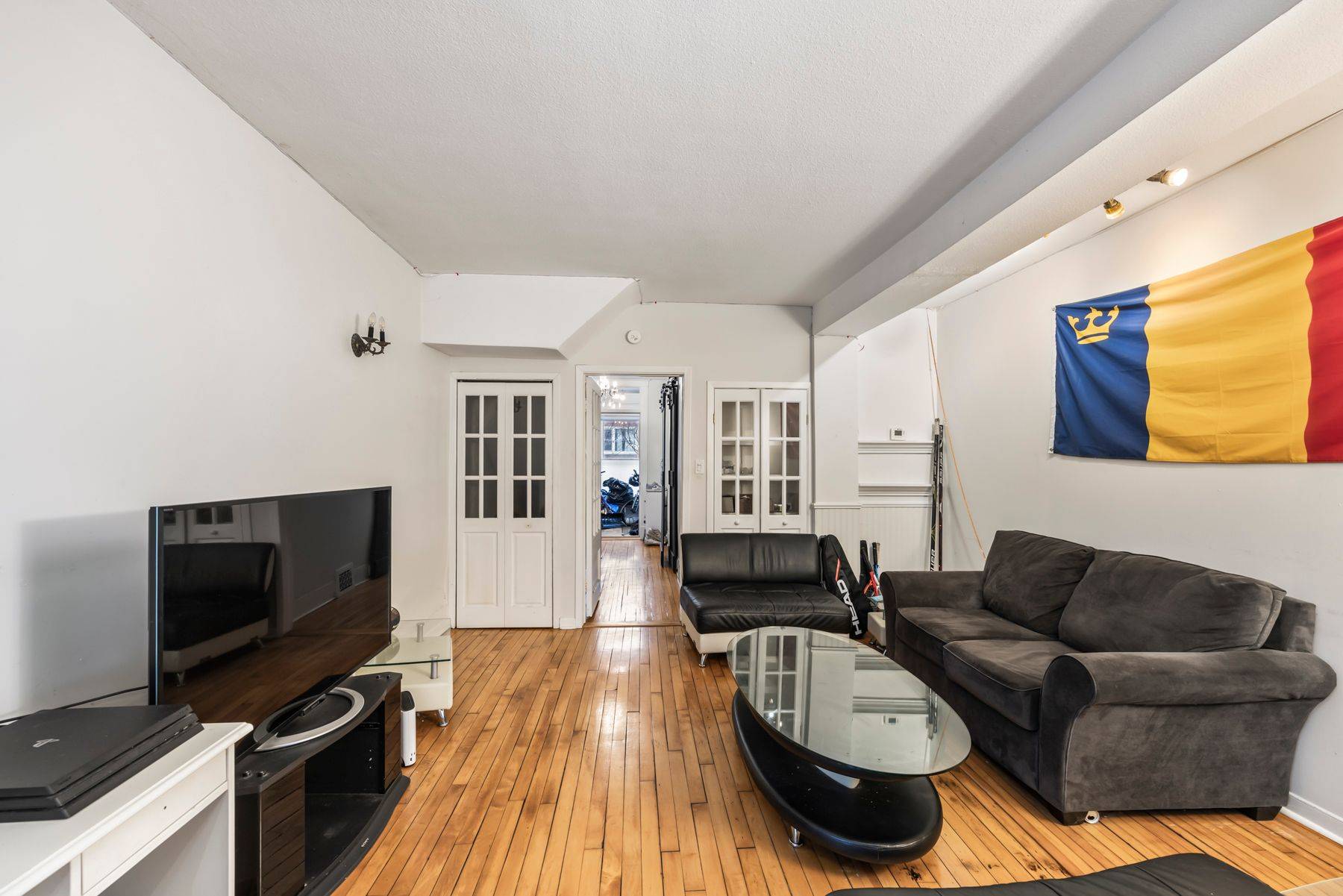 Kingston, ON K7L 3Z8,463 Victoria ST