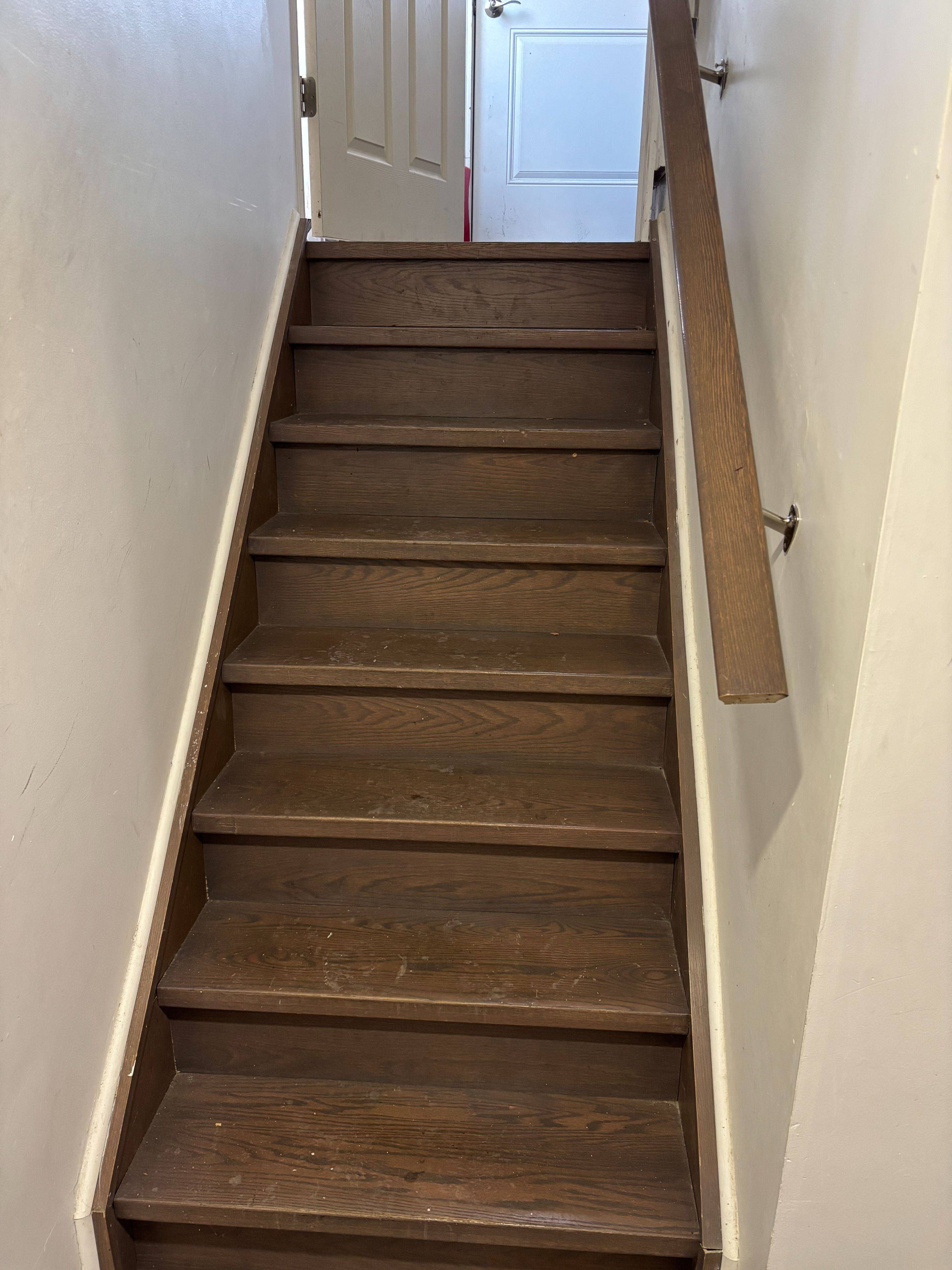 Hamilton, ON L9A 3B1,8 Ronaldshay AVE #( Lower )