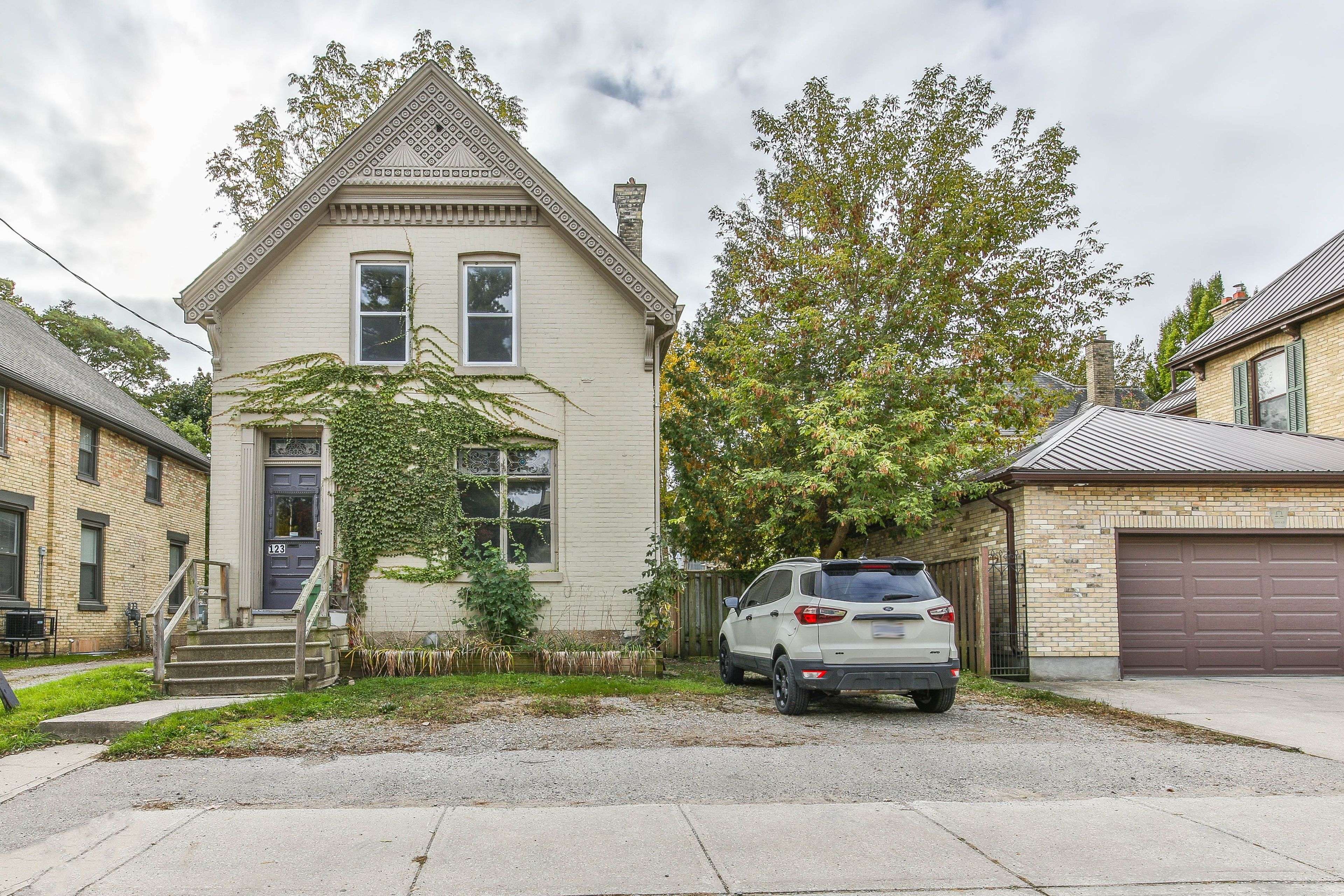 London East, ON N6A 1P7,123 Mill ST