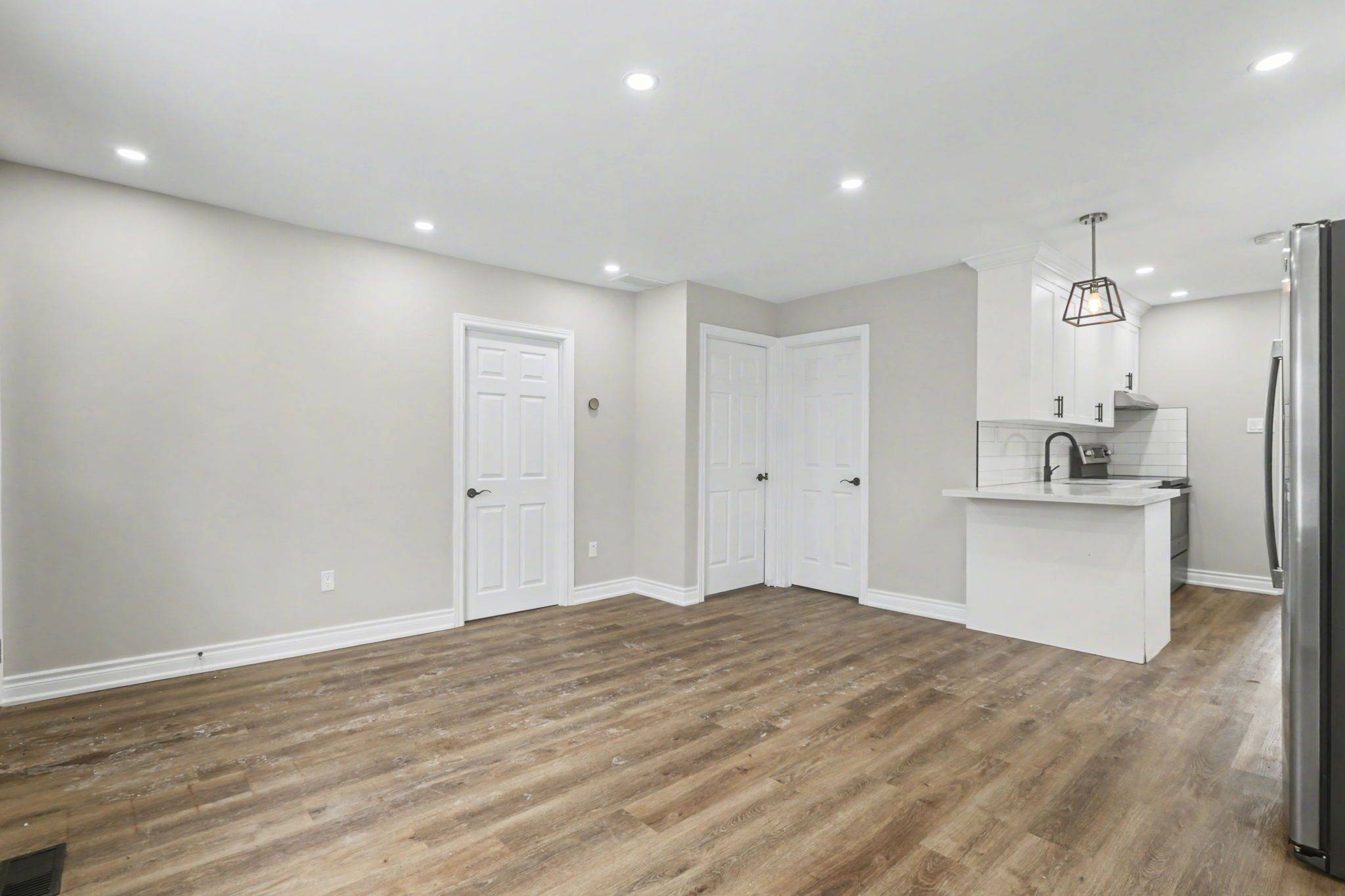 Windsor, ON N9C 3N1,1226 Wigle AVE