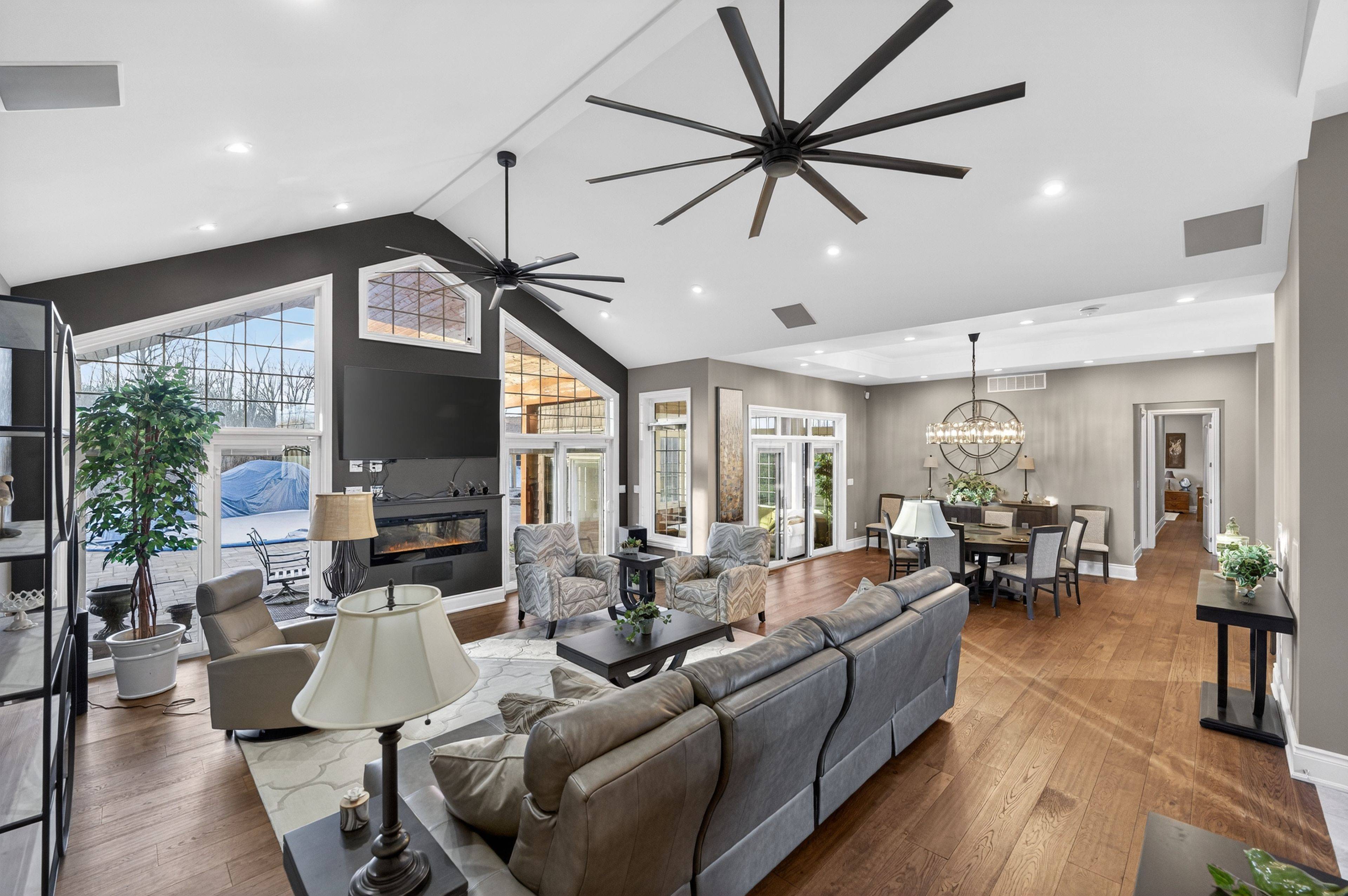 Fort Erie, ON L0S 1N0,1041 Oakhill BLVD