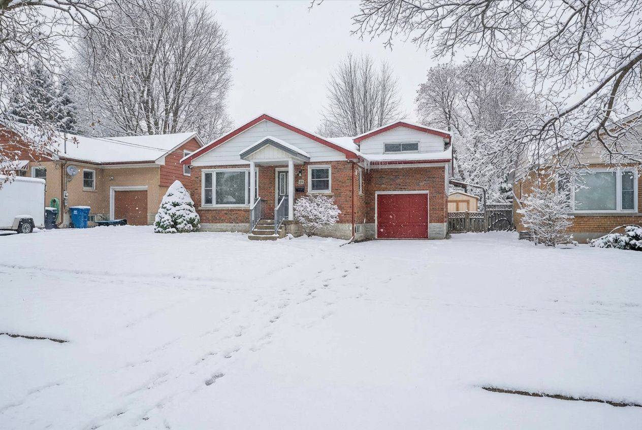 Guelph, ON N1E 3R2,23 Collingwood ST