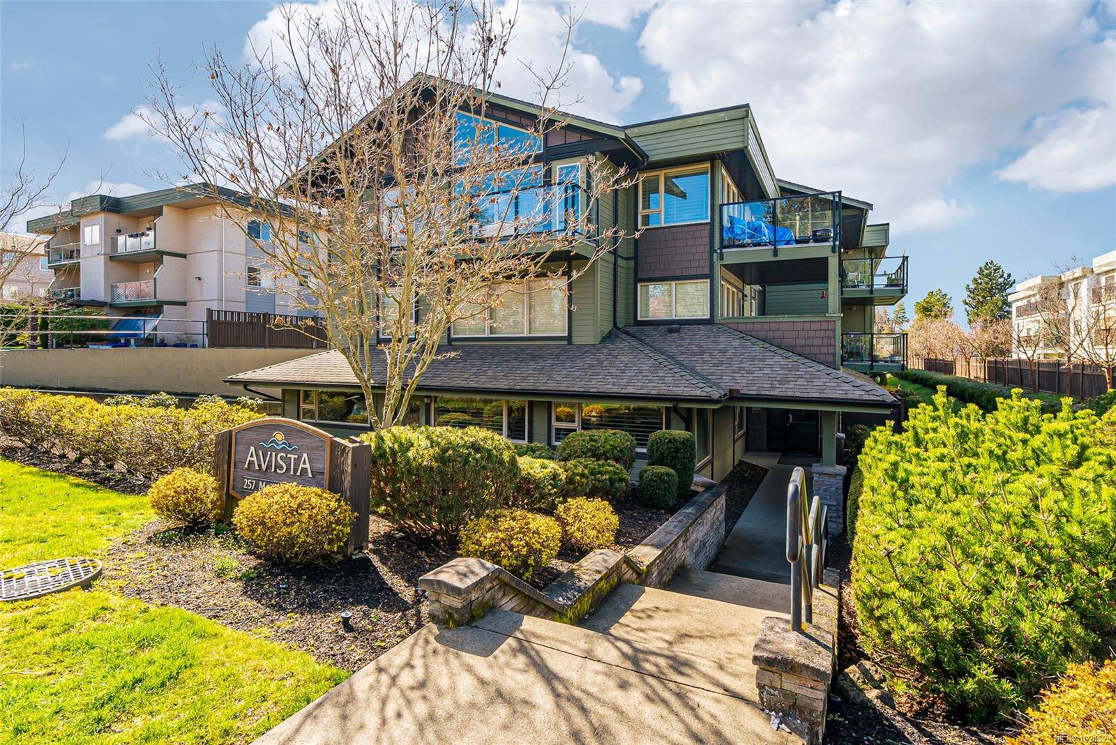 Parksville, BC V9P 0B3,257 Moilliet St S #208