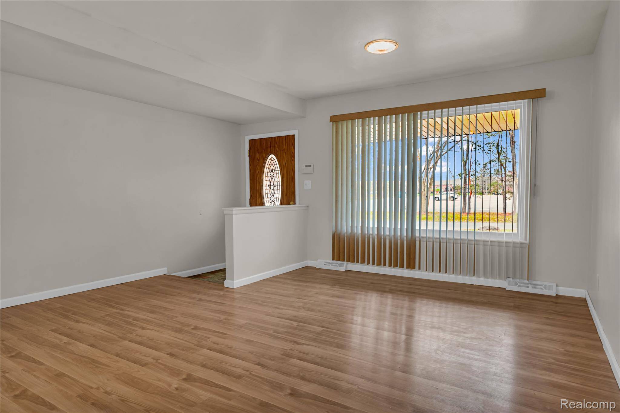 Southfield, MI 48033,25150 Briarbank AVE