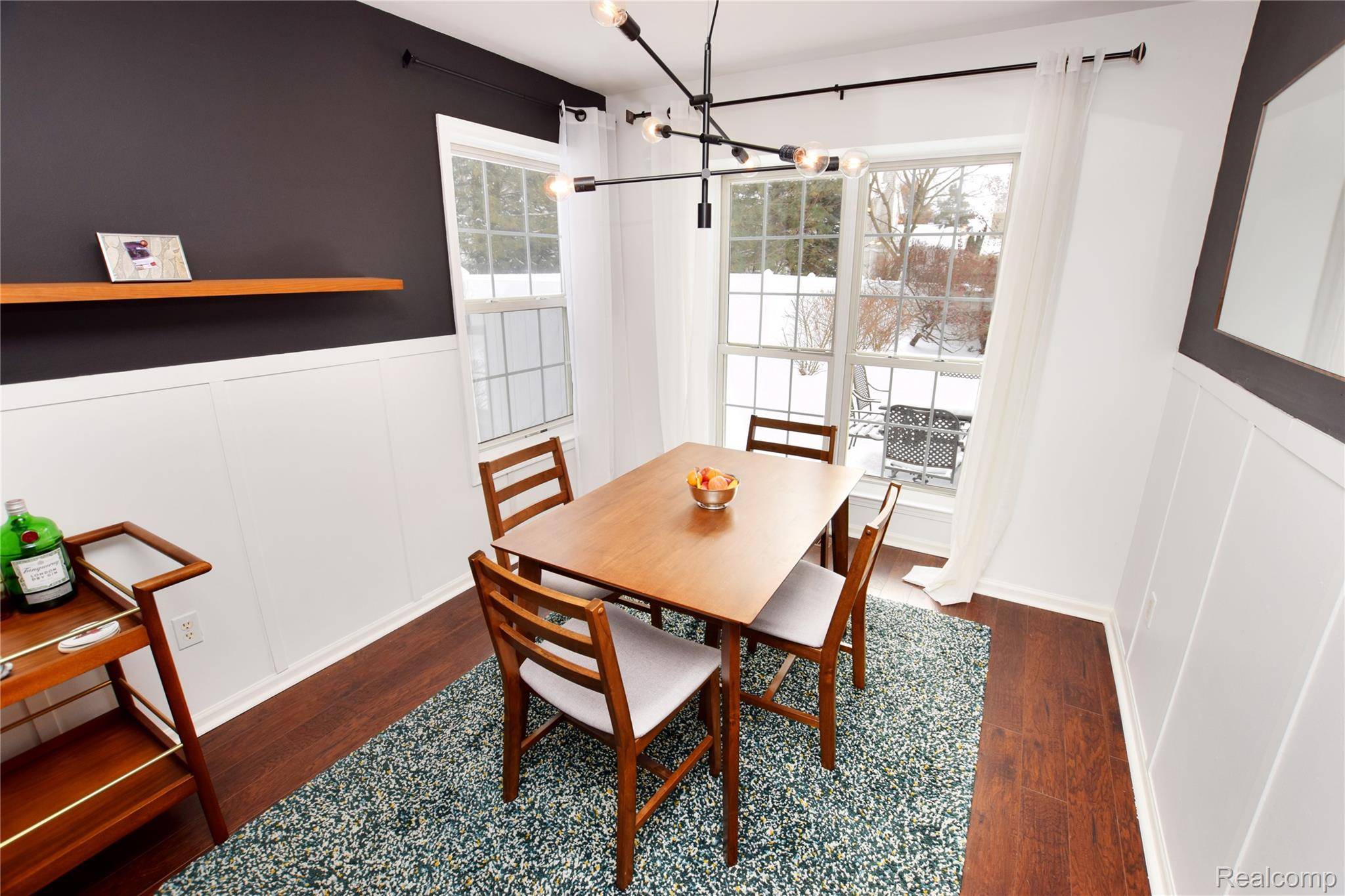 Fenton, MI 48430,910 3rd ST