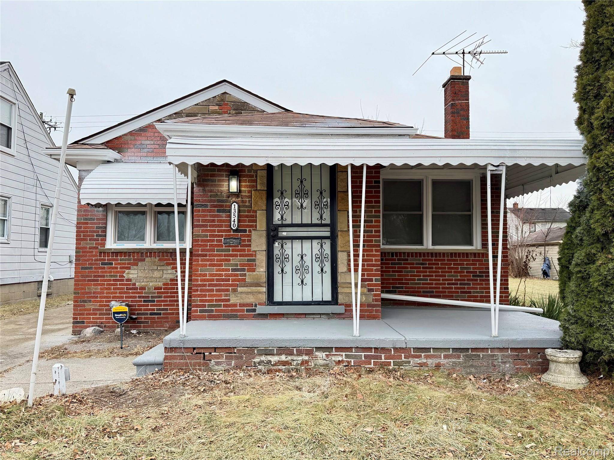 Detroit, MI 48205,13540 E State Fair ST