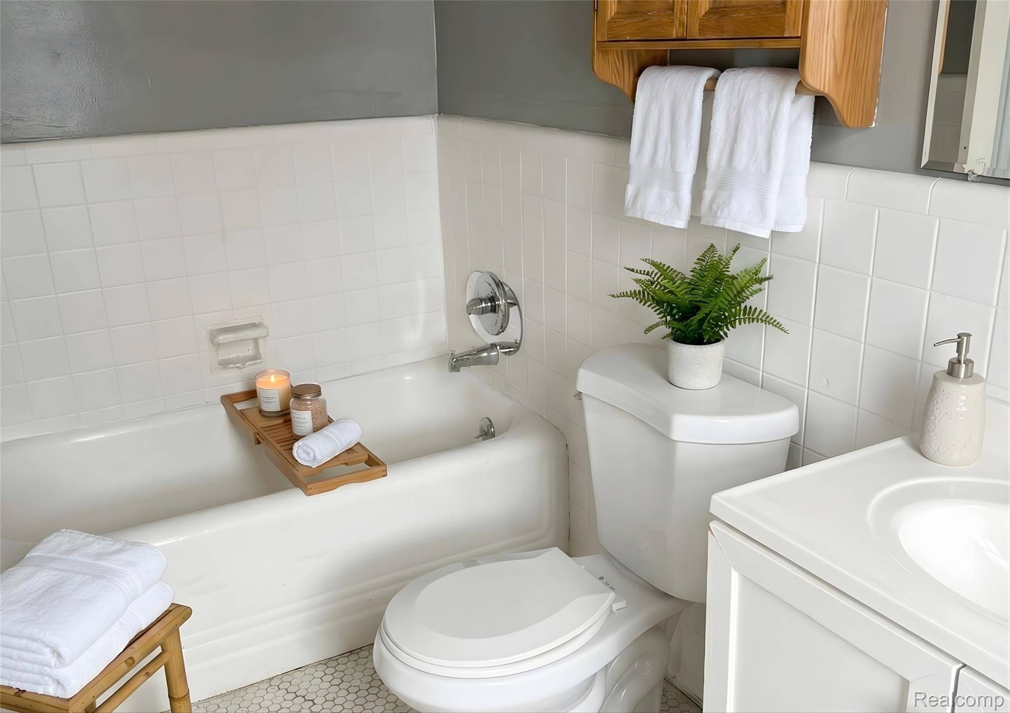 River Rouge, MI 48218,207 Summit ST