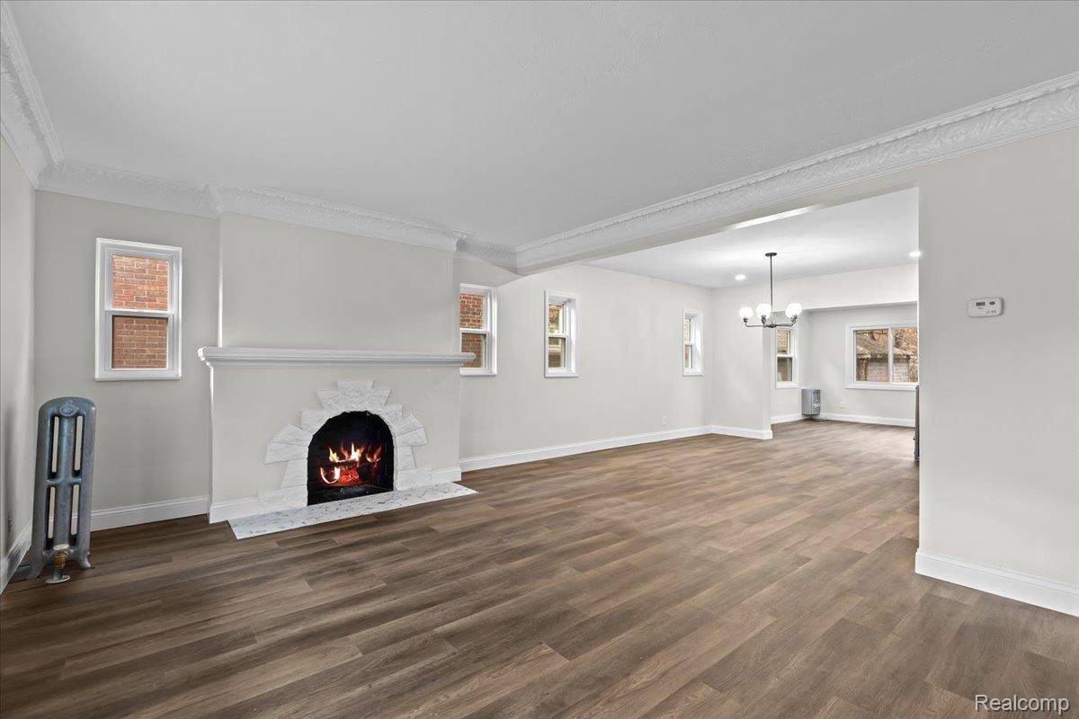 Detroit, MI 48221,18073 Santa Barbara DR