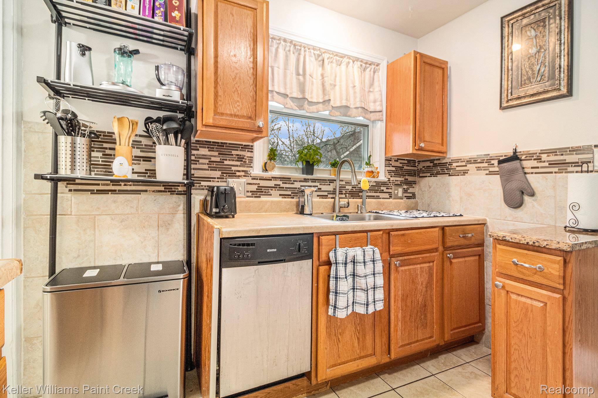 Southgate, MI 48195,13133 Superior ST