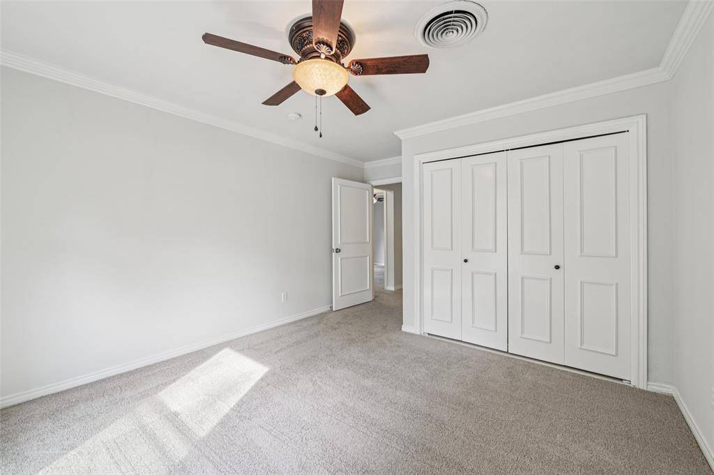 Duncanville, TX 75116,622 N Casa Grande Circle