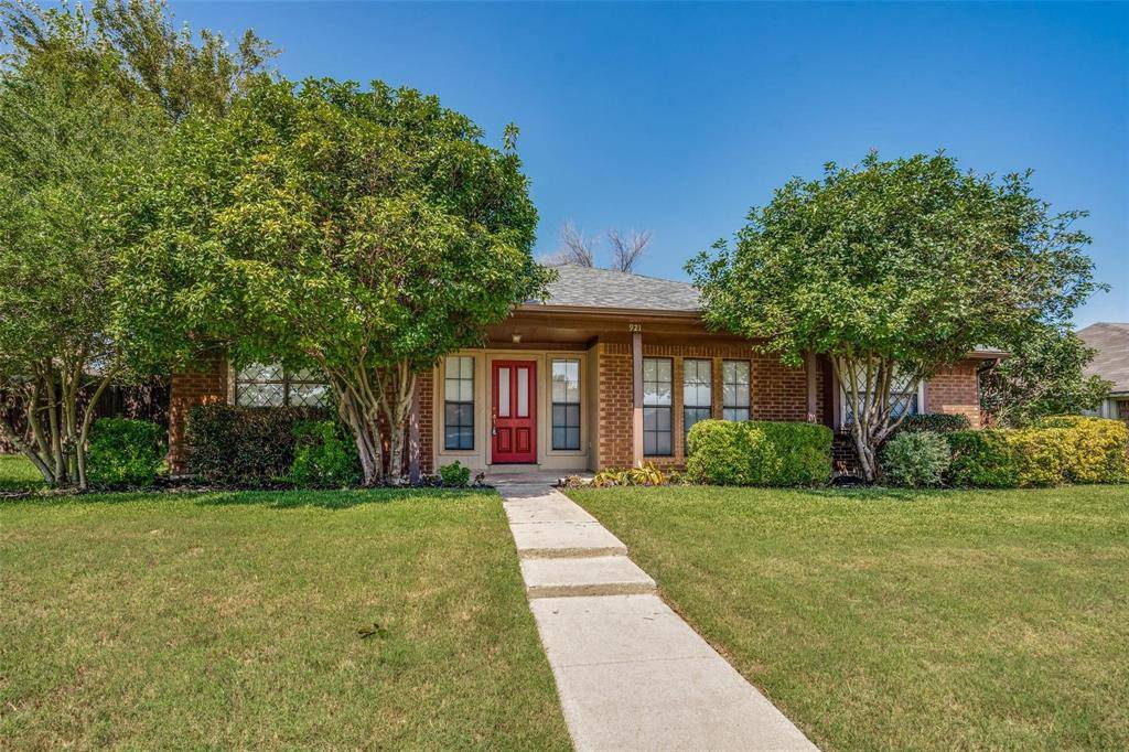 Plano, TX 75025,921 Baxter Drive