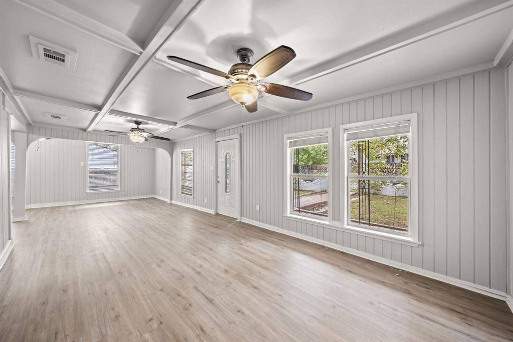 Fort Worth, TX 76106,2719 25th Street