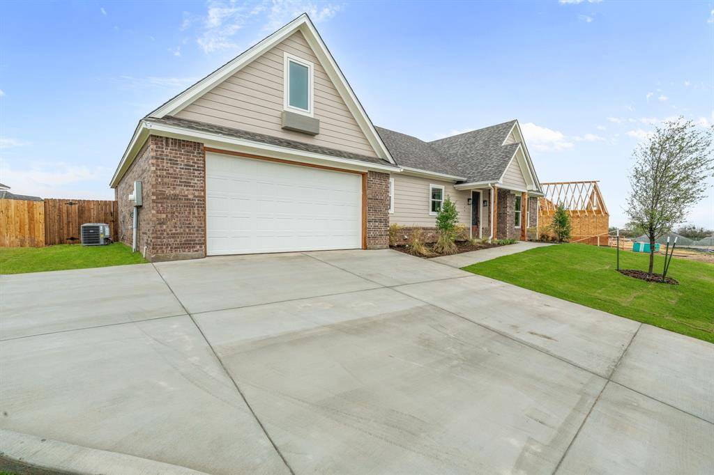 Glen Rose, TX 76043,104 Skyline Drive