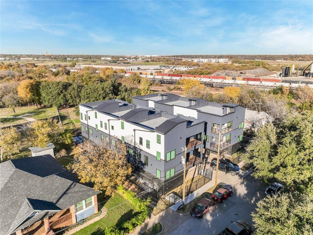 Fort Worth, TX 76102,1105 Poindexter Street #B3