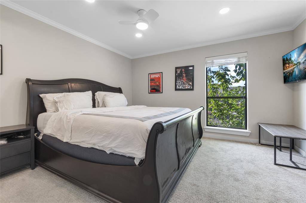 Dallas, TX 75206,5806 Birchbrook Drive #206