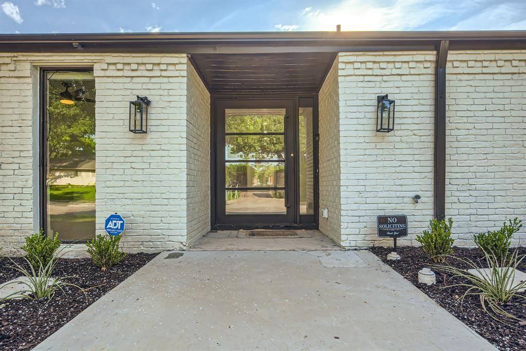 Dallas, TX 75248,16212 Spring Creek Road