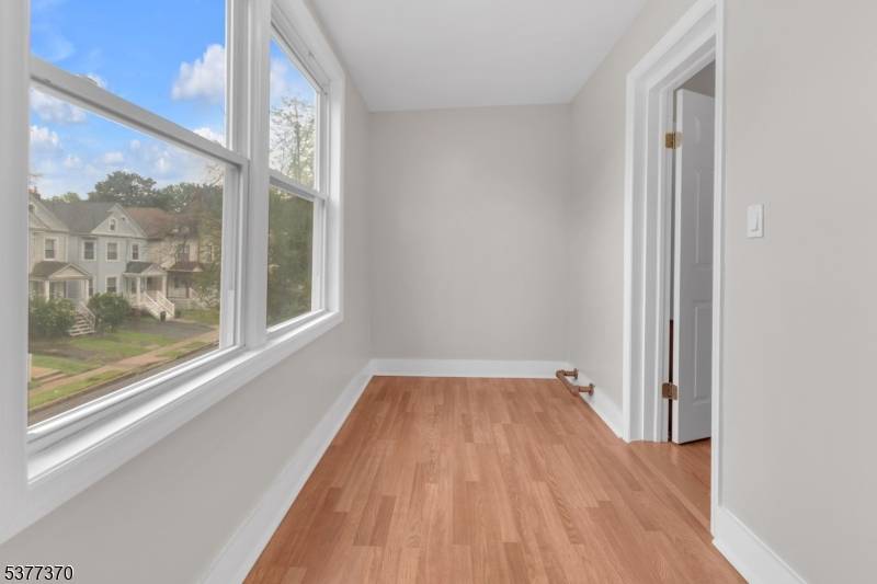 East Orange City, NJ 07017,32 Dodd St