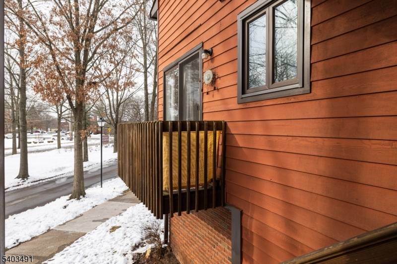 Raritan Twp., NJ 08822,101 Village Cmns