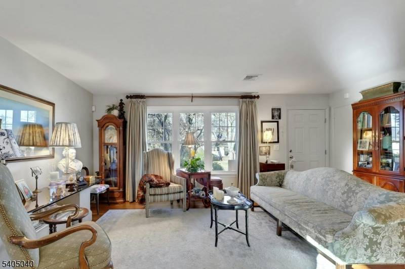 Wayne Twp., NJ 07470,28 Kingston Rd