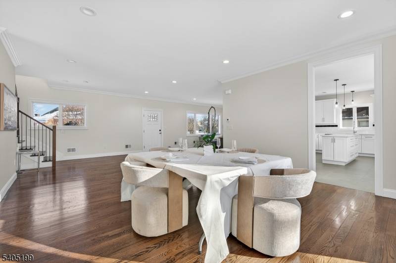 Fair Lawn Boro, NJ 07410,6-10 River Rd