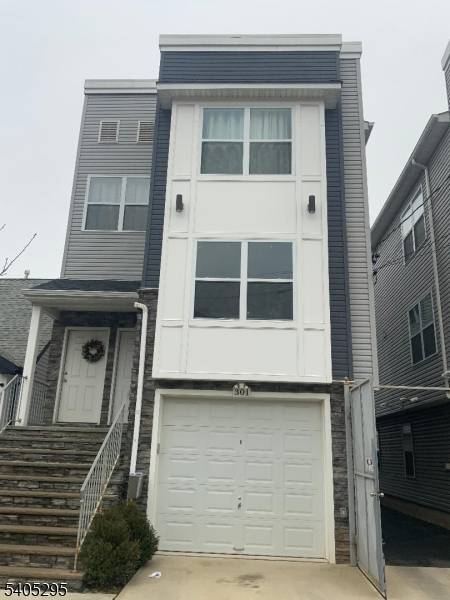 Newark City, NJ 07107,301 N 13Th St