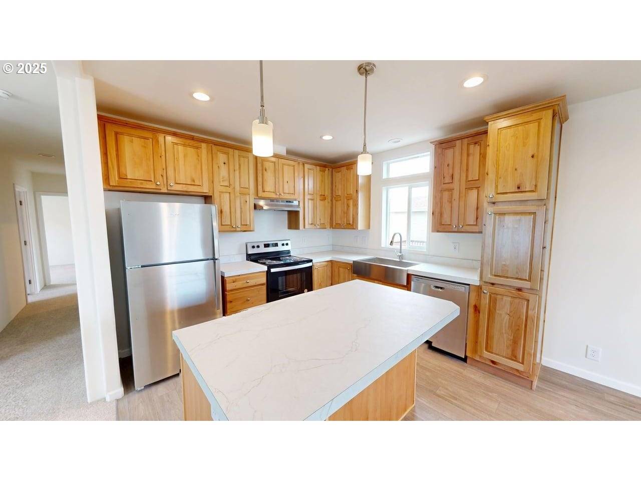 Gold Beach, OR 97444,94120 STRAHAN ST #15