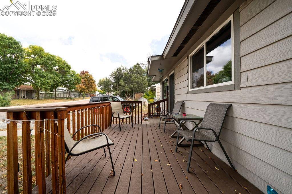 Colorado Springs, CO 80911,521 Acoma DR