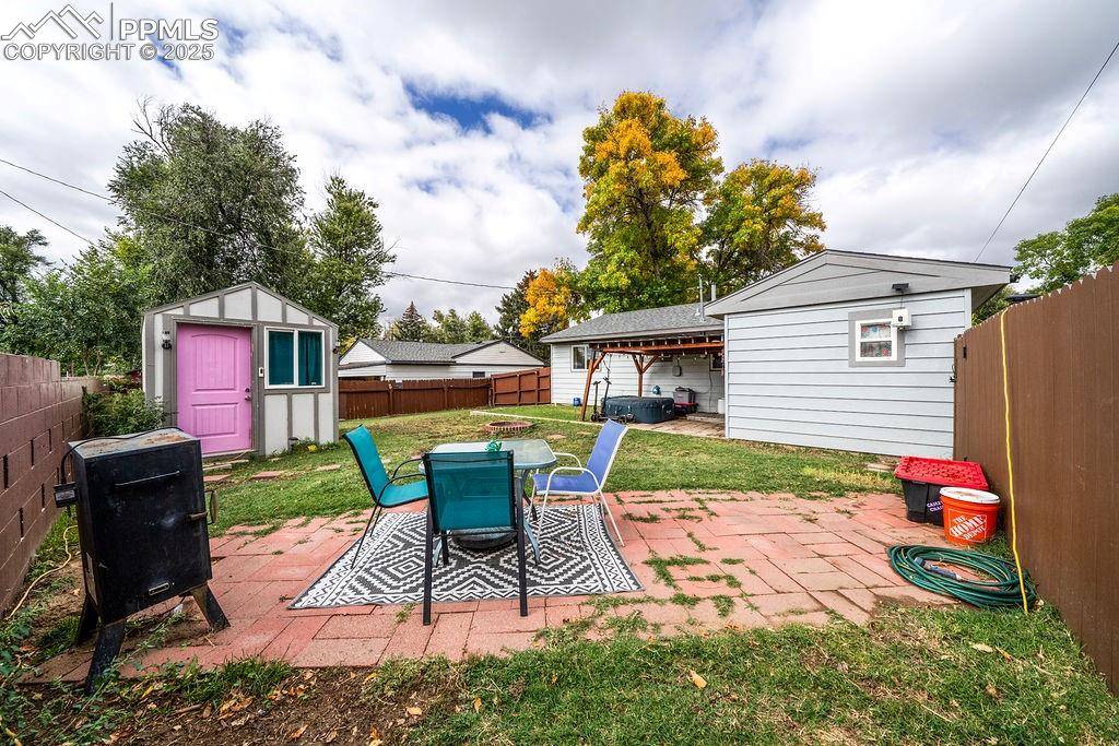 Colorado Springs, CO 80911,521 Acoma DR