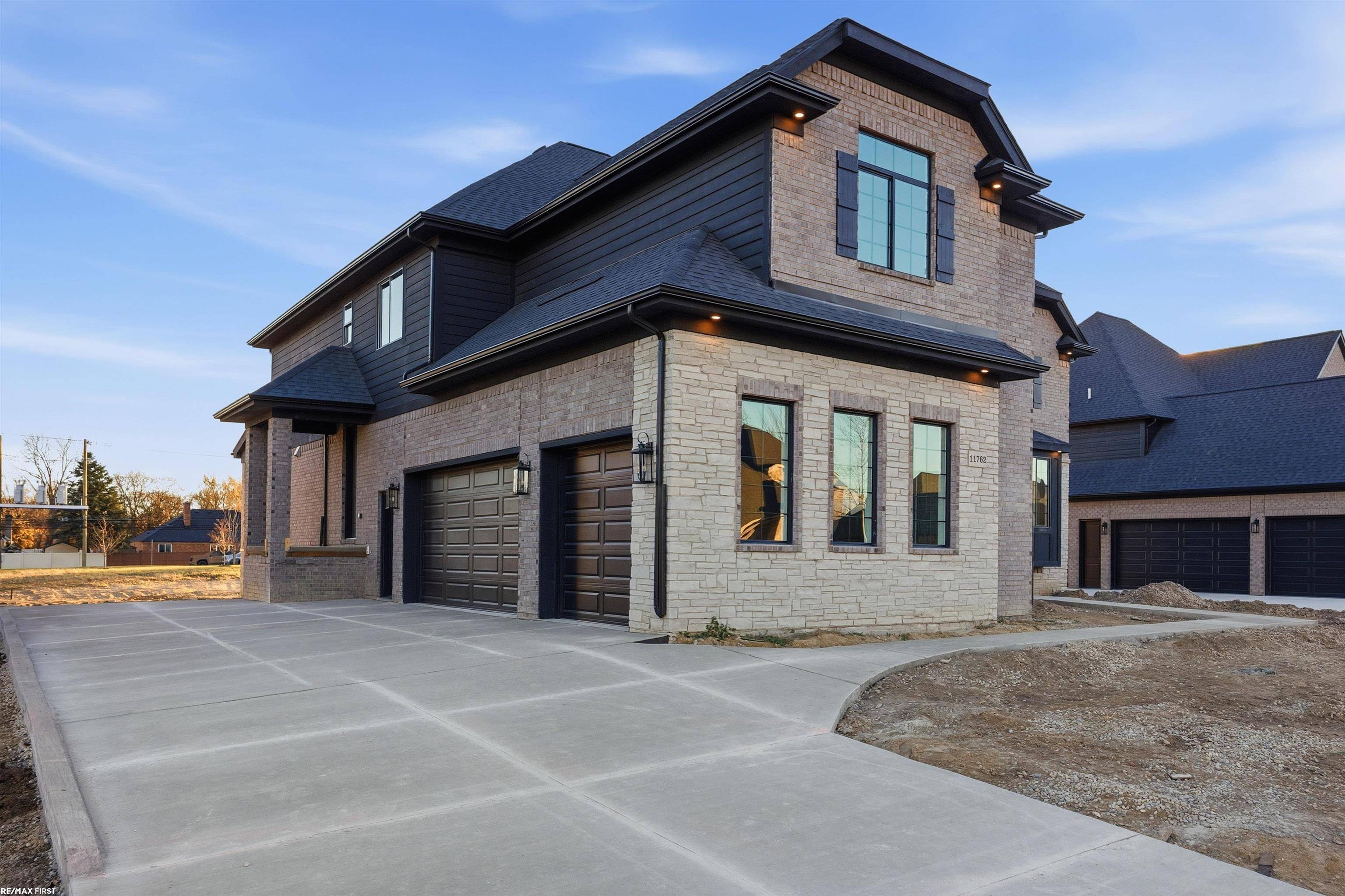 Shelby Twp, MI 48315,11762 Encore DR