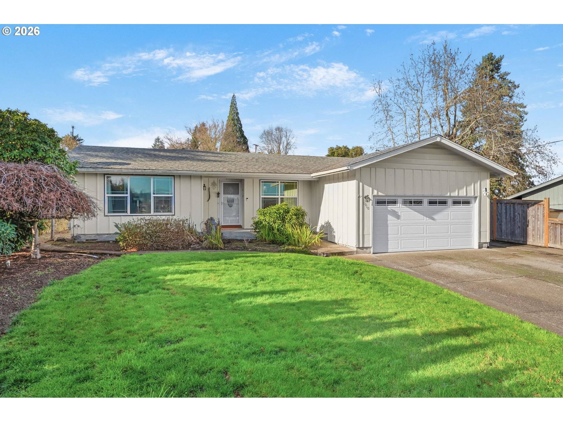 Eugene, OR 97405,1910 HAWKINS LN