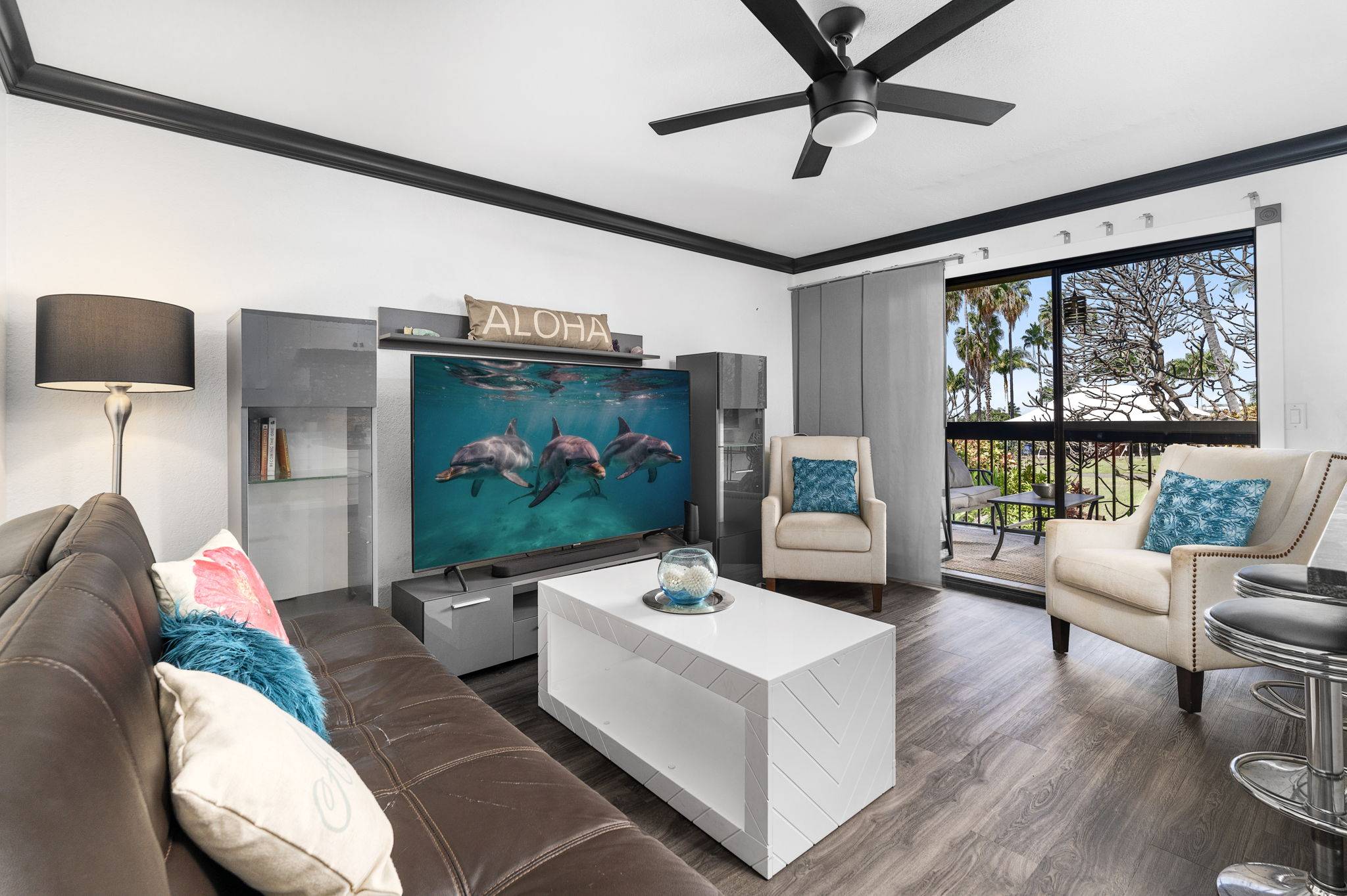 Kailua-kona, HI 96740,75-5863 KUAKINI HIGHWAY #221