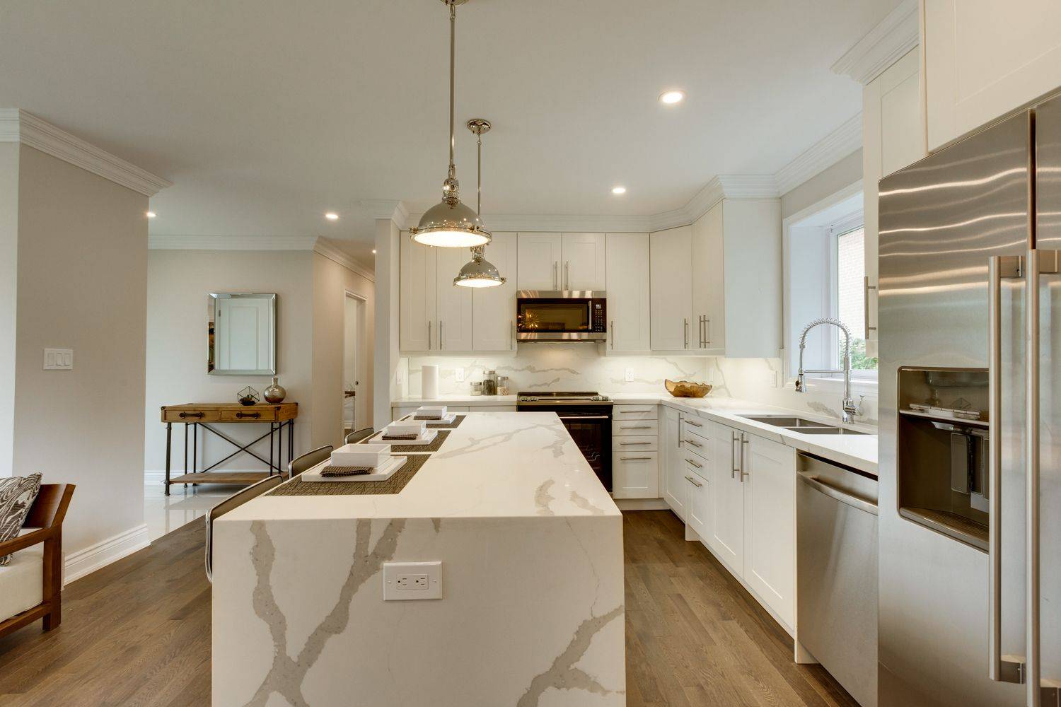 Toronto C15, ON M2J 2S3,21 Bathford CRES