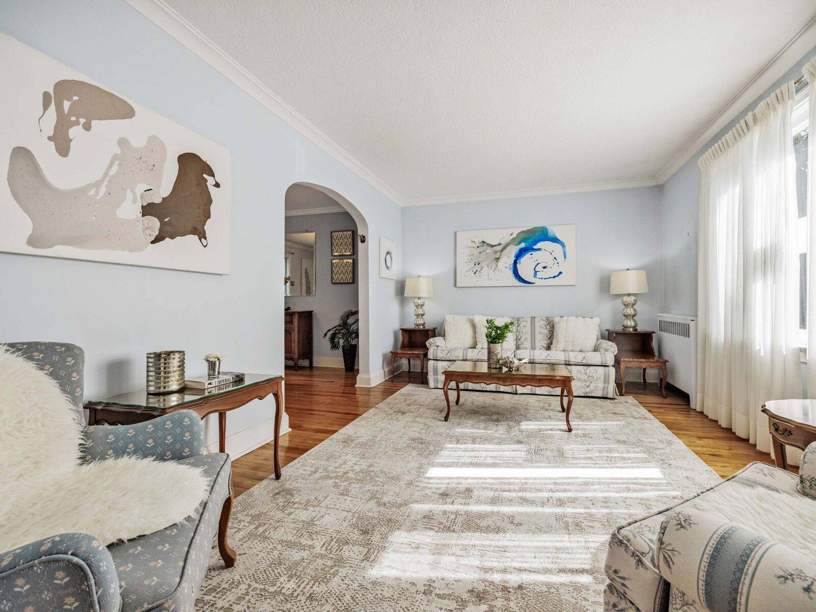 Toronto C14, ON M2N 2Y6,55 Craigmore CRES