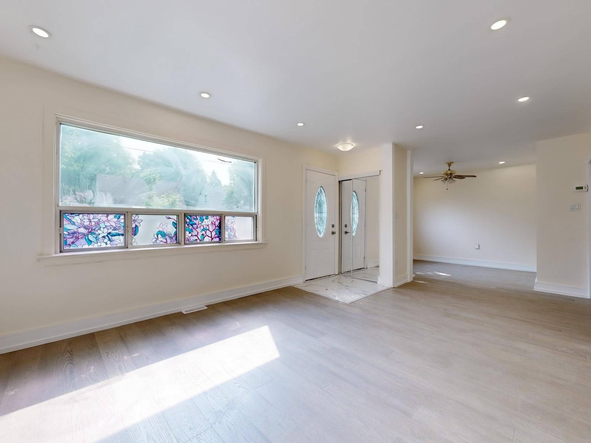 Toronto E06, ON M1N 3V6,98 Natal AVE