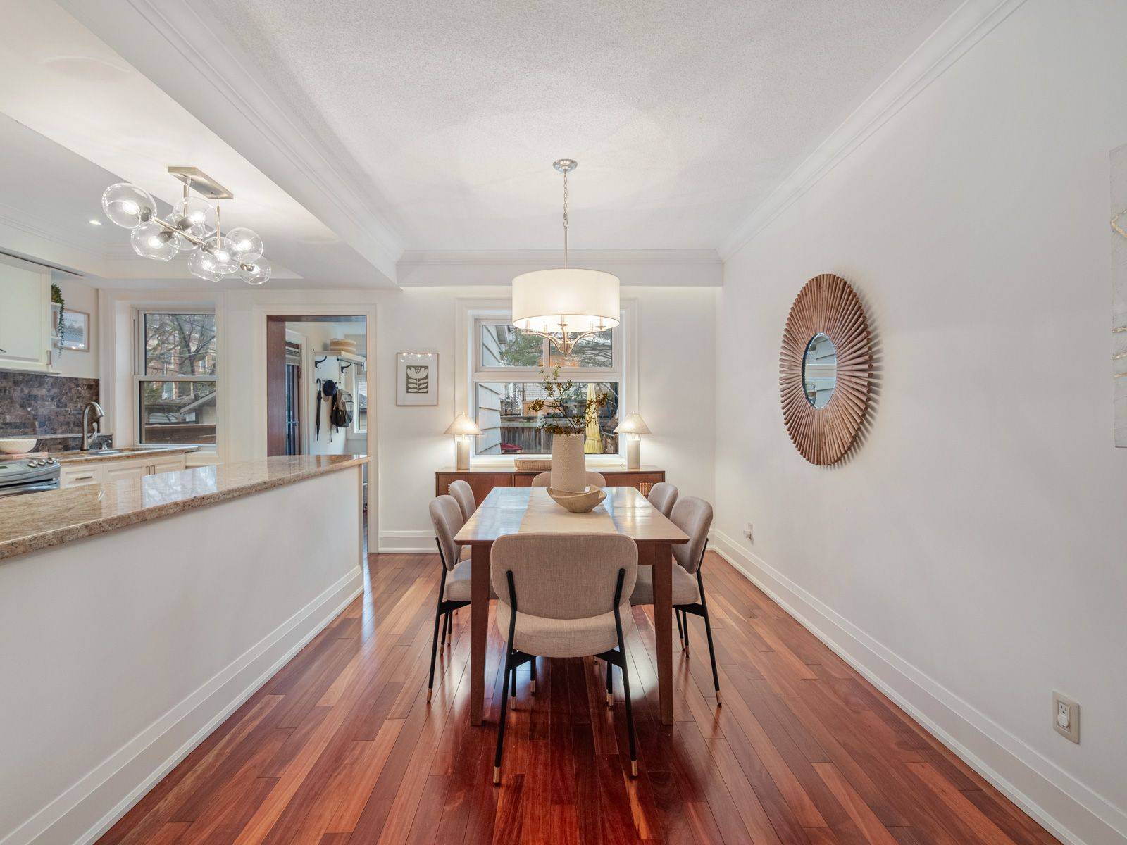 Toronto E02, ON M4C 4L4,51 Beck AVE