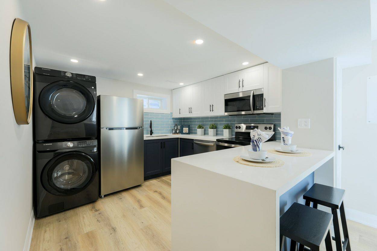 Toronto E06, ON M1N 2B8,2 Freeman ST #Basement