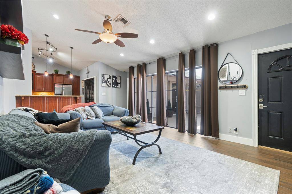 Plantation, FL 33325,151 NW 115th Ave #405