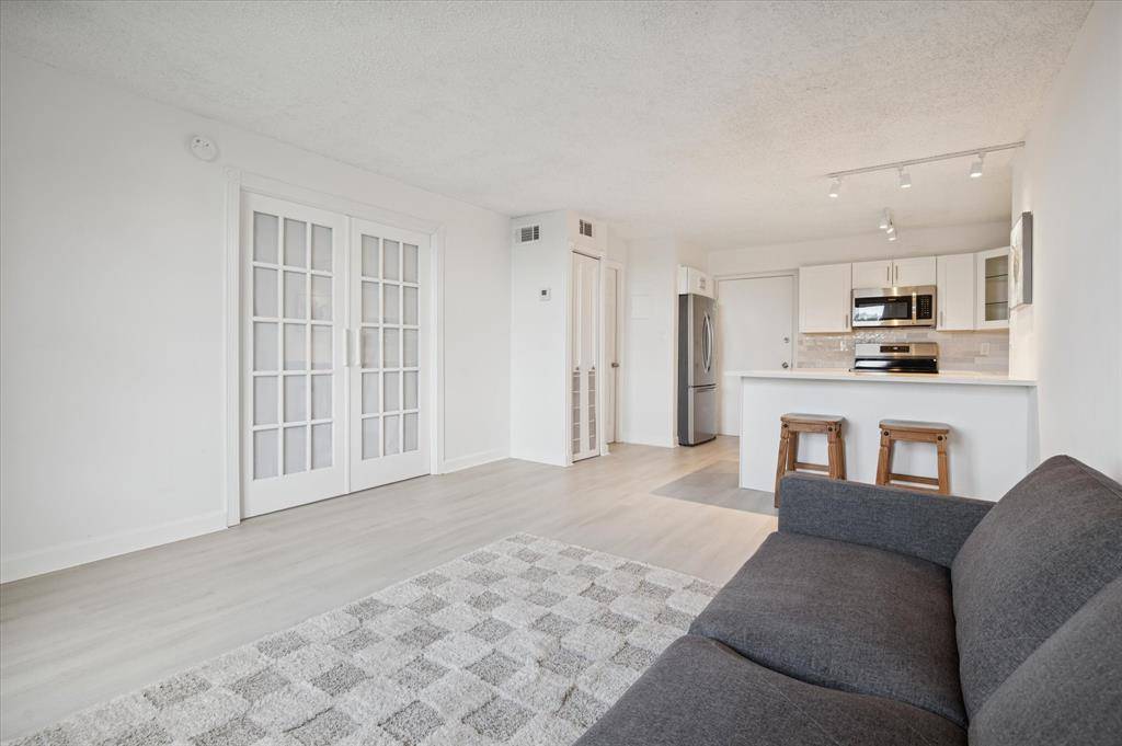 Fort Lauderdale, FL 33308,3000 N Ocean Blvd #405