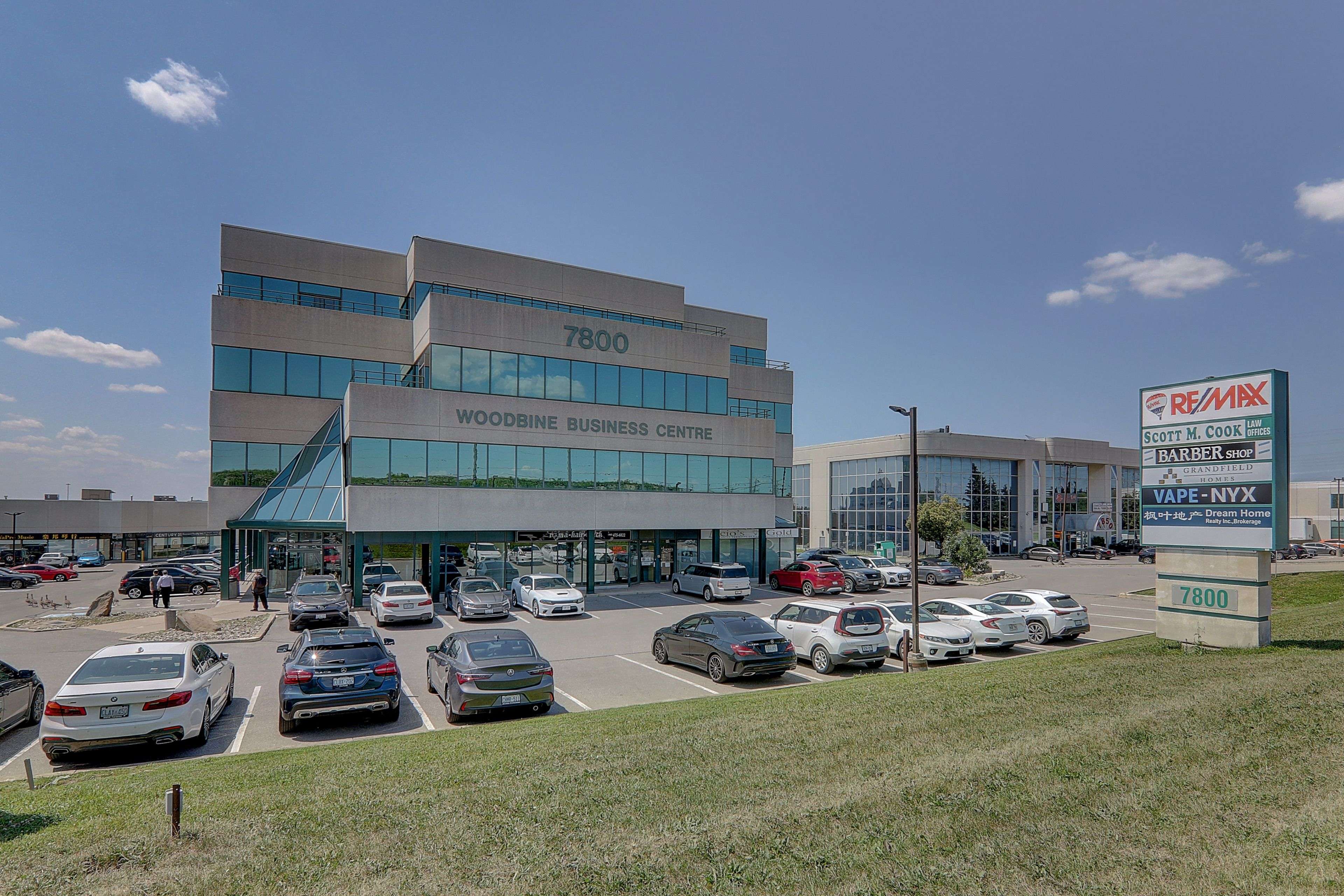 Markham, ON L3R 2N7,7800 Woodbine AVE #312