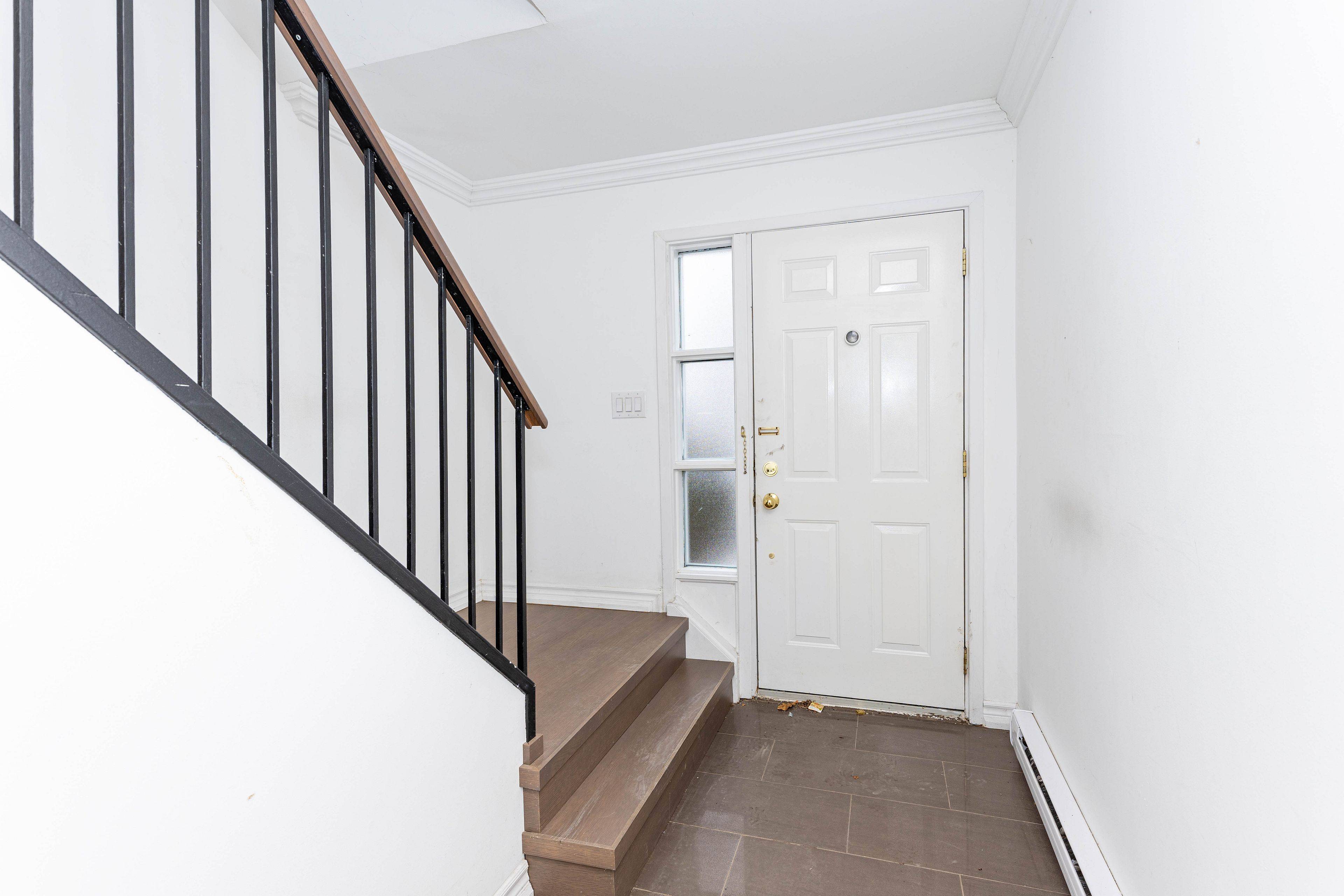 Markham, ON L3T 5A5,20 Harper WAY