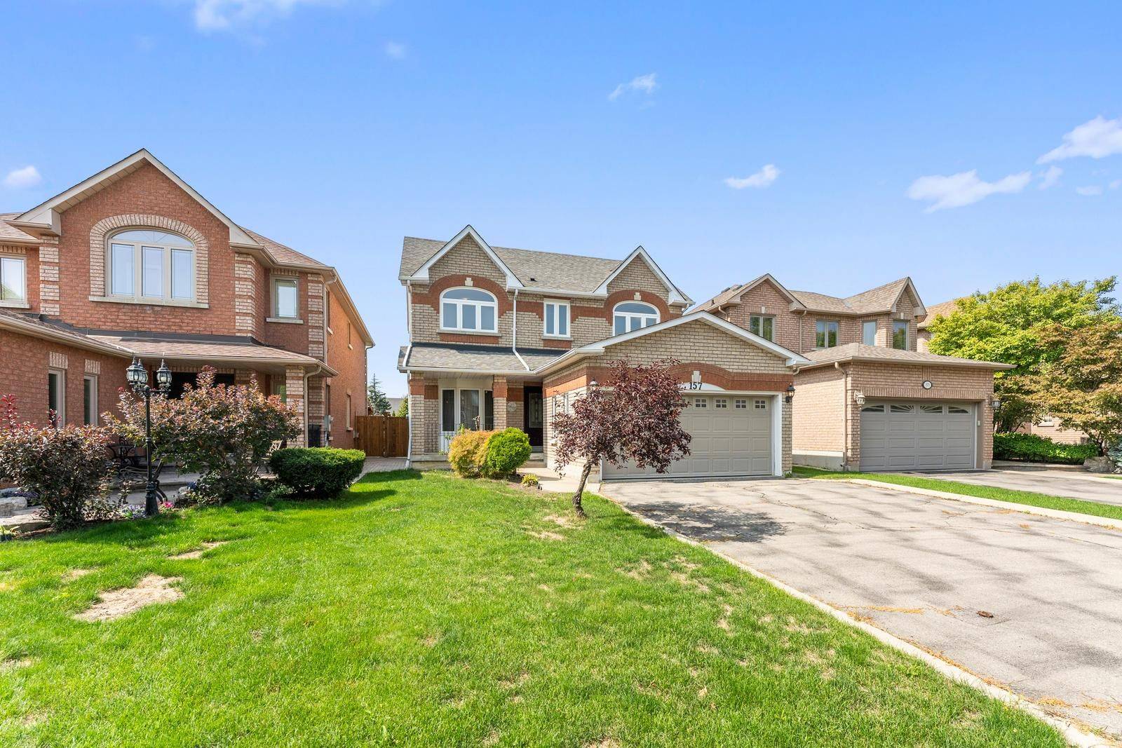 Vaughan, ON L6A 2M7,157 Cherokee DR