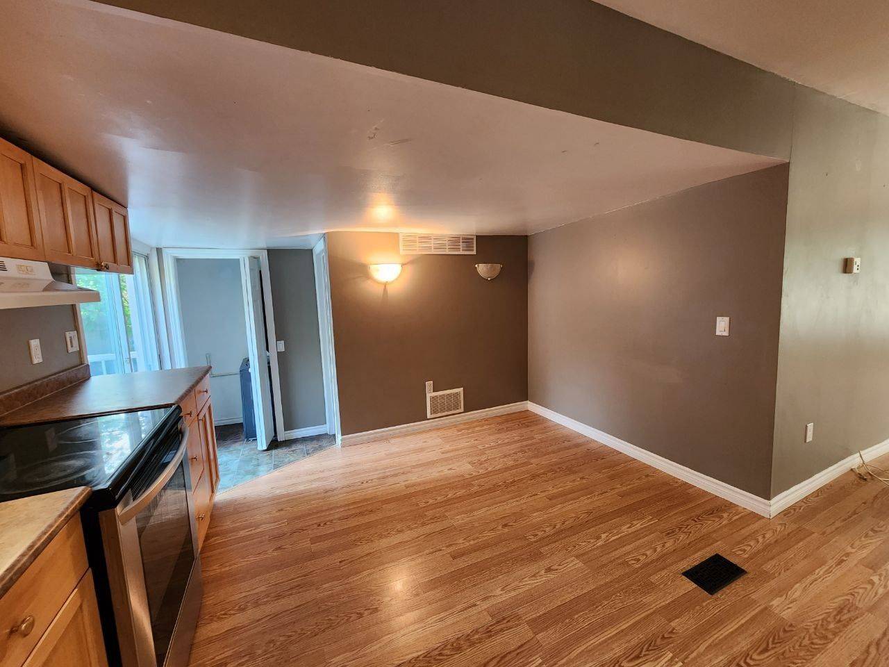 Georgina, ON L4P 2K2,141 Silas BLVD