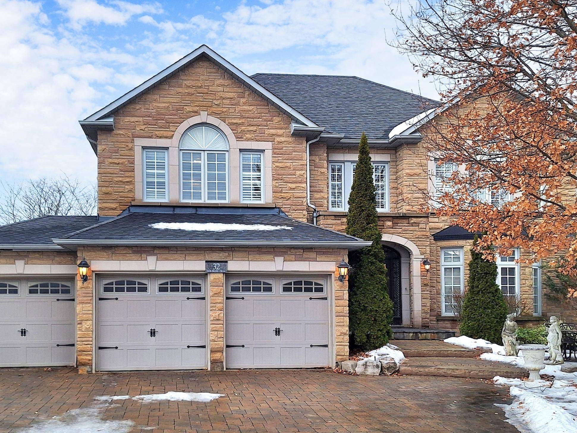 Markham, ON L6C 1Y6,32 Goldring CRES