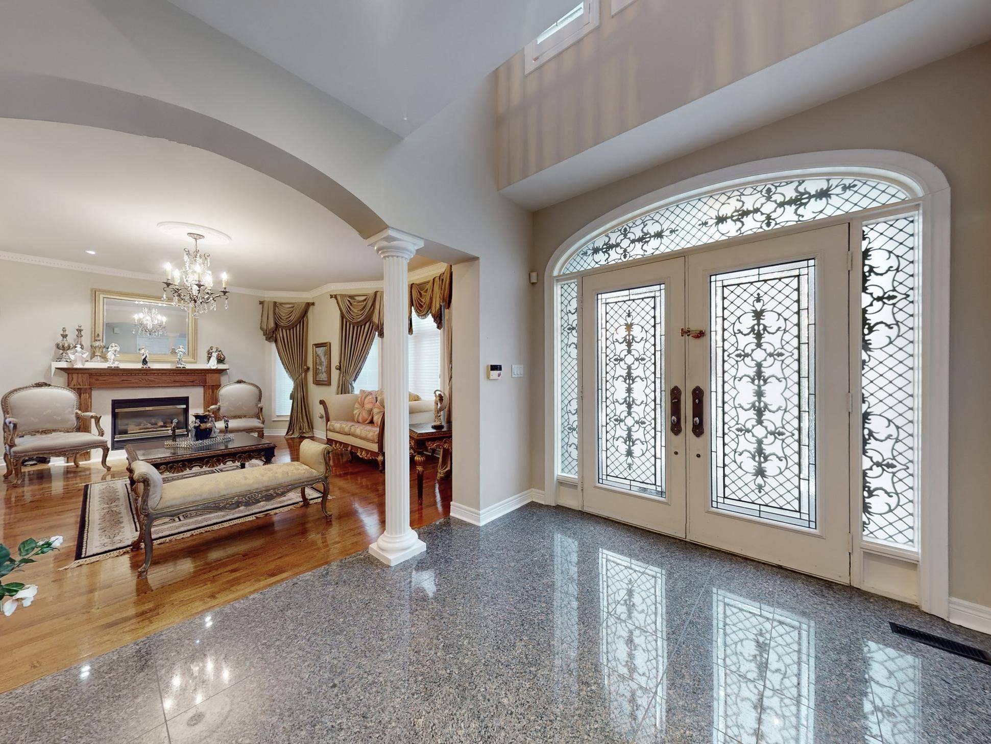 Markham, ON L6C 1Y6,32 Goldring CRES